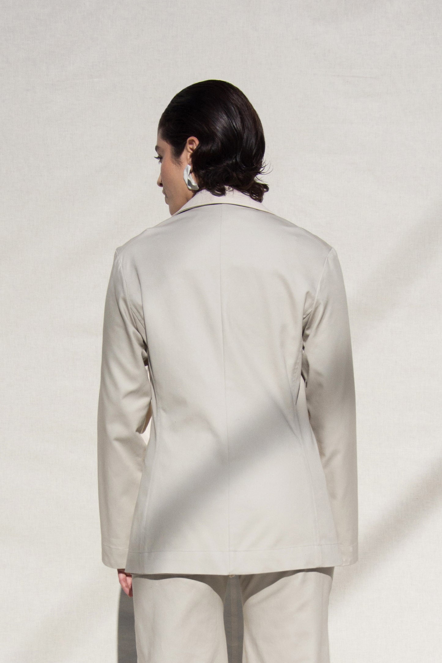 Curve Sleeve Jacket